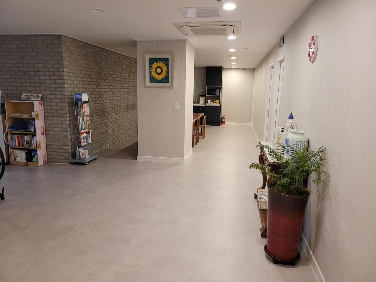 Lighthouse Guesthouse Mokpo Exterior foto